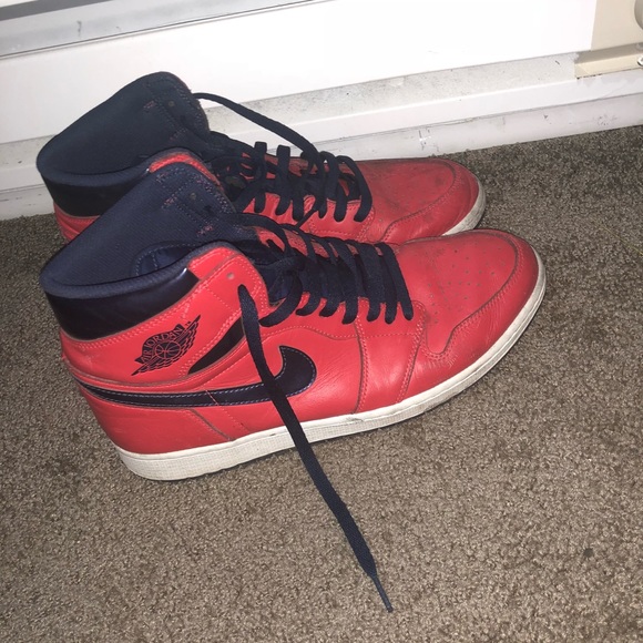 Air Jordan letter man ones - Picture 3 of 3